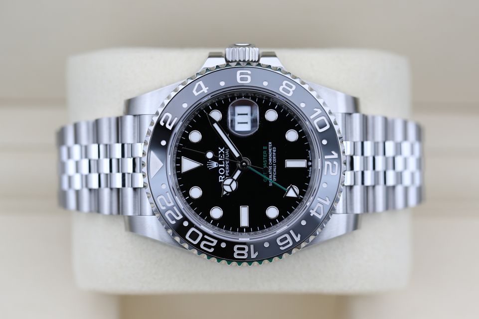 Rolex GMT Master II 126710 GRNR Image 5